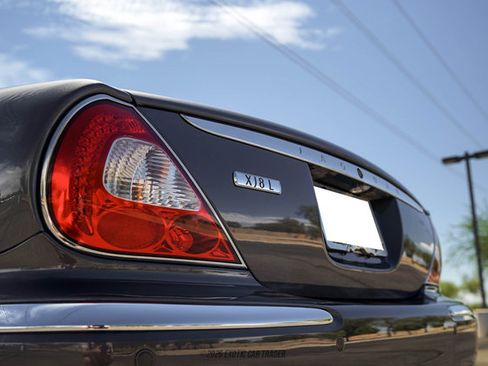 Used 2006 Jaguar XJ8 RWD image 69