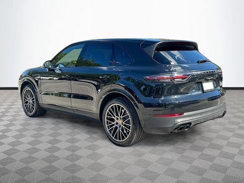 Used 2023 Porsche Cayenne image 5