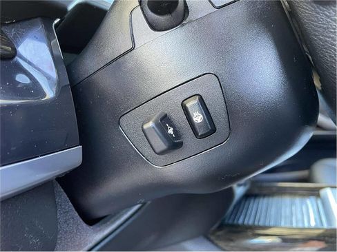 Used 2018 BMW X5 xDrive40e image 25