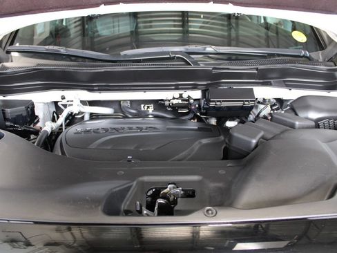 Used 2024 Honda Passport TrailSport image 10