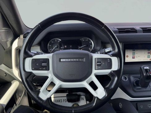 Used 2021 Land Rover Defender 90 image 26