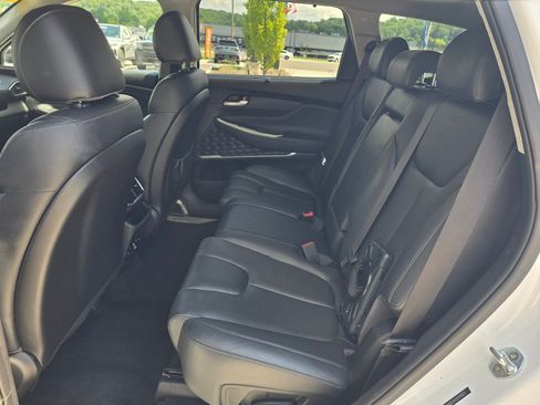 Used 2019 Hyundai Santa Fe FWD w/ Cargo Package image 10