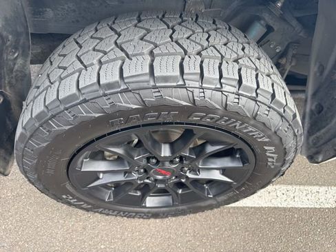 Used 2023 Toyota Tundra Limited w/ TRD Off-Road Package image 9