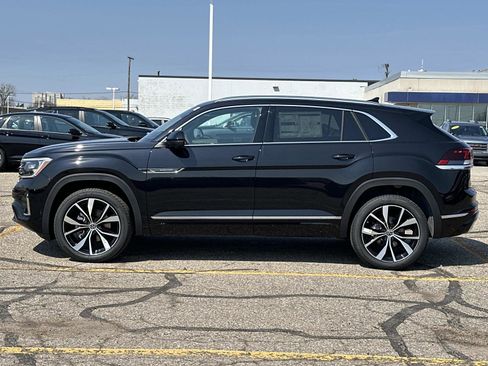 New 2026 Volkswagen Atlas Cross Sport SEL Premium R-Line image 2