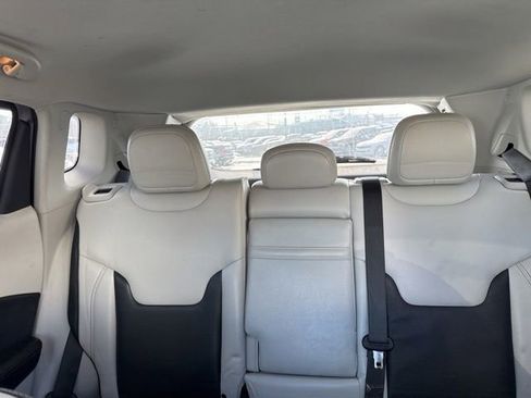 Used 2020 Jeep Compass Limited image 28