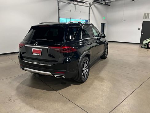 Used 2025 Mercedes-Benz GLE 350 4MATIC image 3