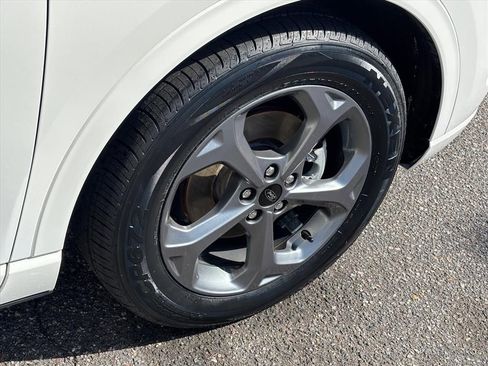 Used 2024 Ford Escape ST-Line image 28