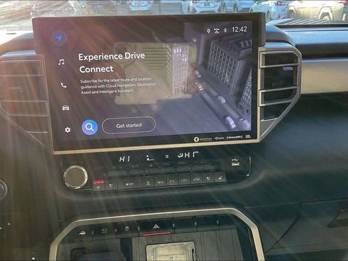 Used 2024 Toyota Tundra Limited image 6