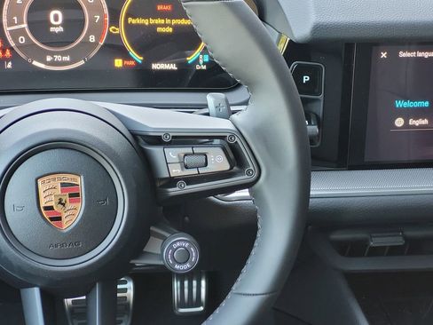 New 2026 Porsche Cayenne S image 16