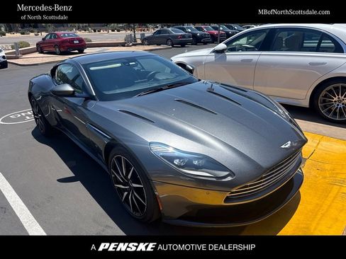 Used 2018 Aston Martin DB11 V12 RWD image 1