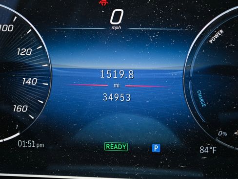 Used 2024 Mercedes-Benz GLE 450e 4MATIC image 32