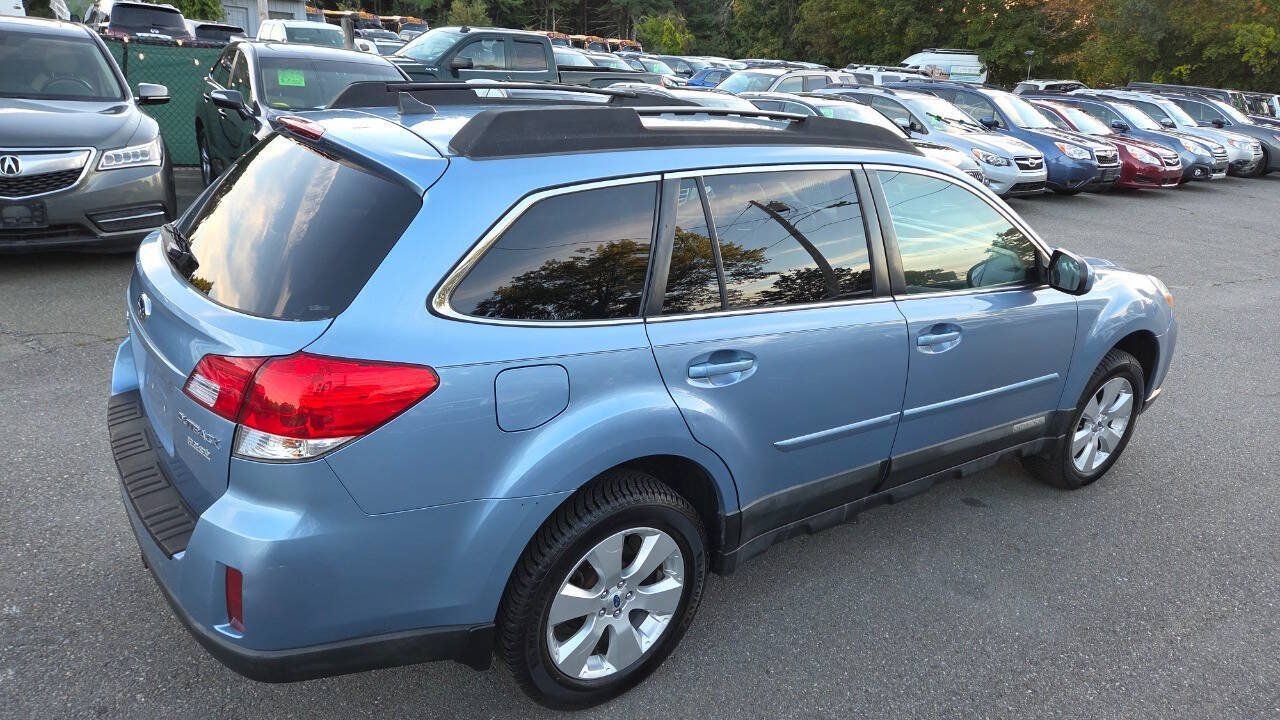 Used 2011 Subaru Outback 2.5i Limited AWD/4WD image 13