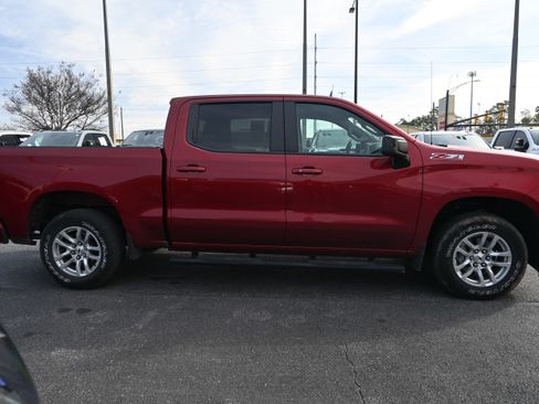 Used 2021 Chevrolet Silverado 1500 RST w/ Z71 Off-Road Package image 11