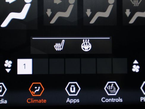 Used 2020 Jeep Wrangler Unlimited Sahara w/ LED Lighting Group image 33