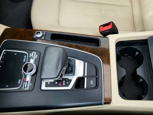 Used 2018 Audi Q5 2.0T Premium Plus w/ Premium Plus Package AWD/4WD image 68