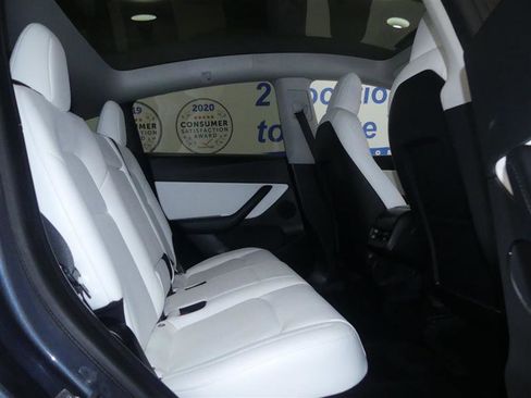 Used 2021 Tesla Model Y Long Range image 20