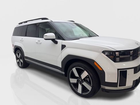 Used 2025 Hyundai Santa Fe Limited image 12