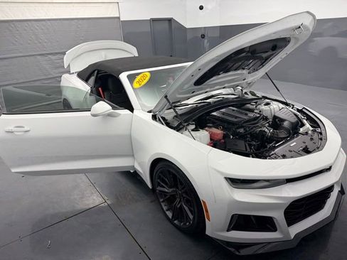Used 2020 Chevrolet Camaro ZL1 image 20