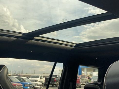 Used 2022 Jeep Grand Cherokee L Summit w/ Advanced Protech Group IV image 46