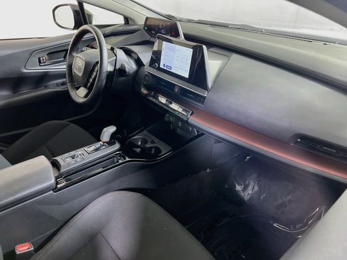 Used 2024 Toyota Prius Prime FWD image 26