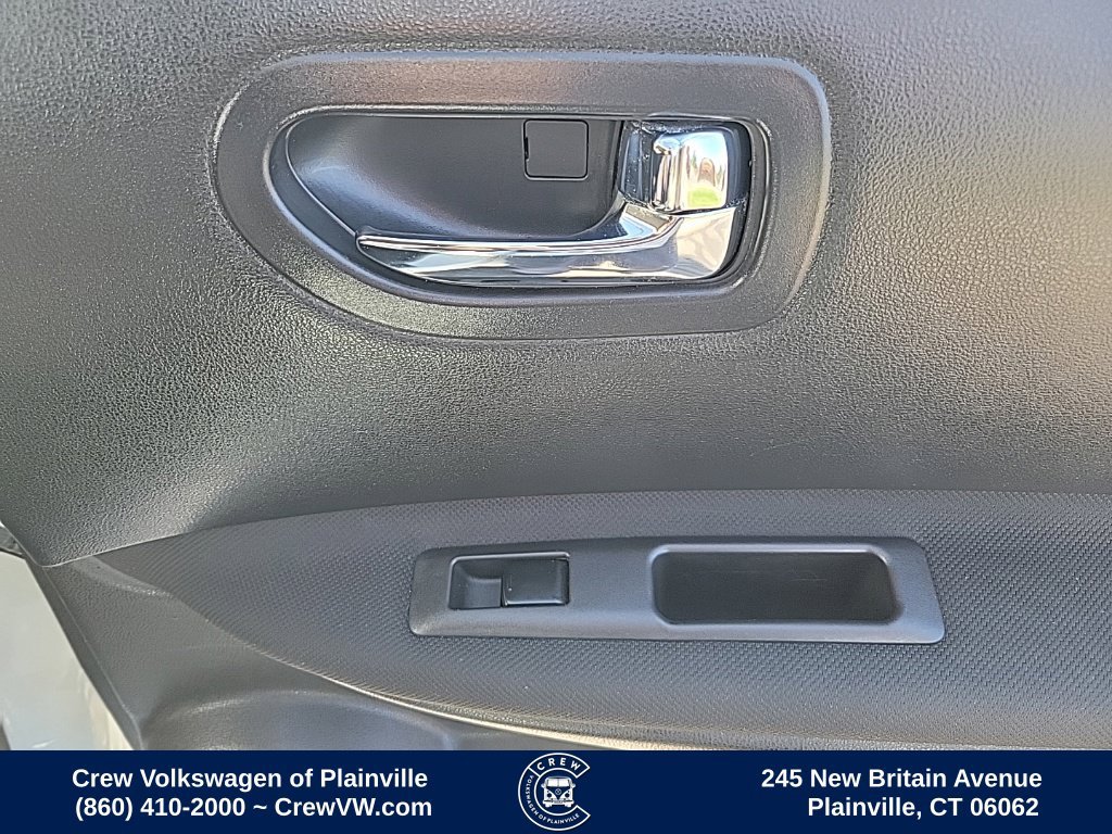 Used 2015 Nissan Rogue S w/ Convenience Package AWD/4WD image 46
