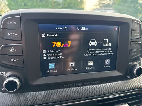 Used 2021 Hyundai Kona Limited AWD/4WD image 52