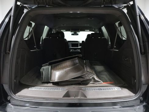 Used 2022 GMC Yukon XL Denali image 20