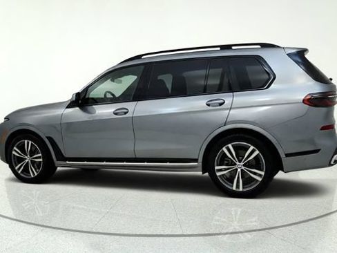 Used 2026 BMW X7 xDrive40i AWD/4WD image 5