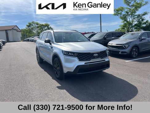 Certified 2021 Kia Sorento S AWD/4WD image 4