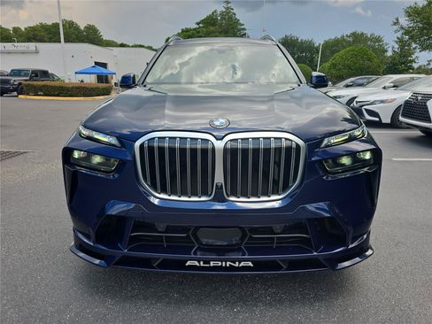 Used 2025 BMW ALPINA XB7 AWD/4WD image 2