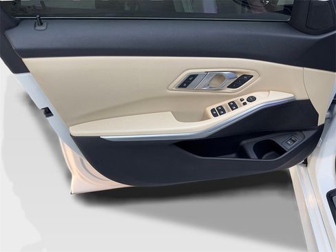 Used 2019 BMW 330i Sedan image 31