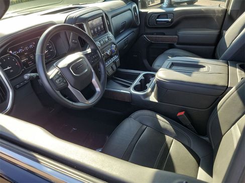 Certified 2022 GMC Sierra 2500 Denali w/ Denali Ultimate Package image 10