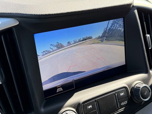 Used 2024 GMC Terrain SLT w/ Infotainment Package II image 20