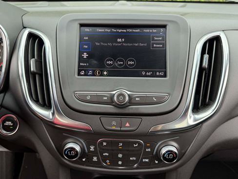 Certified 2023 Chevrolet Equinox LT AWD/4WD image 19