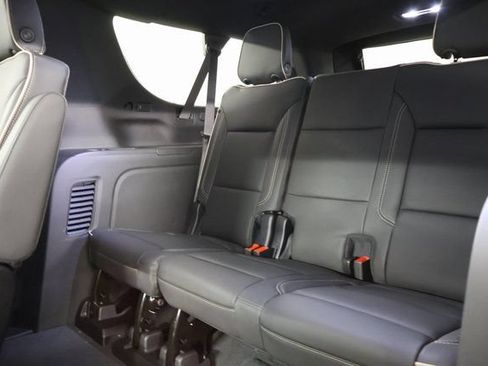 New 2026 Chevrolet Suburban Premier w/ Sun And Tow Package AWD/4WD image 30