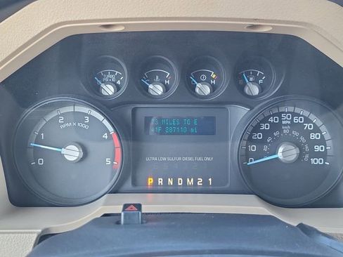 Used 2011 Ford F250 XLT w/ XLT Interior Pkg image 24