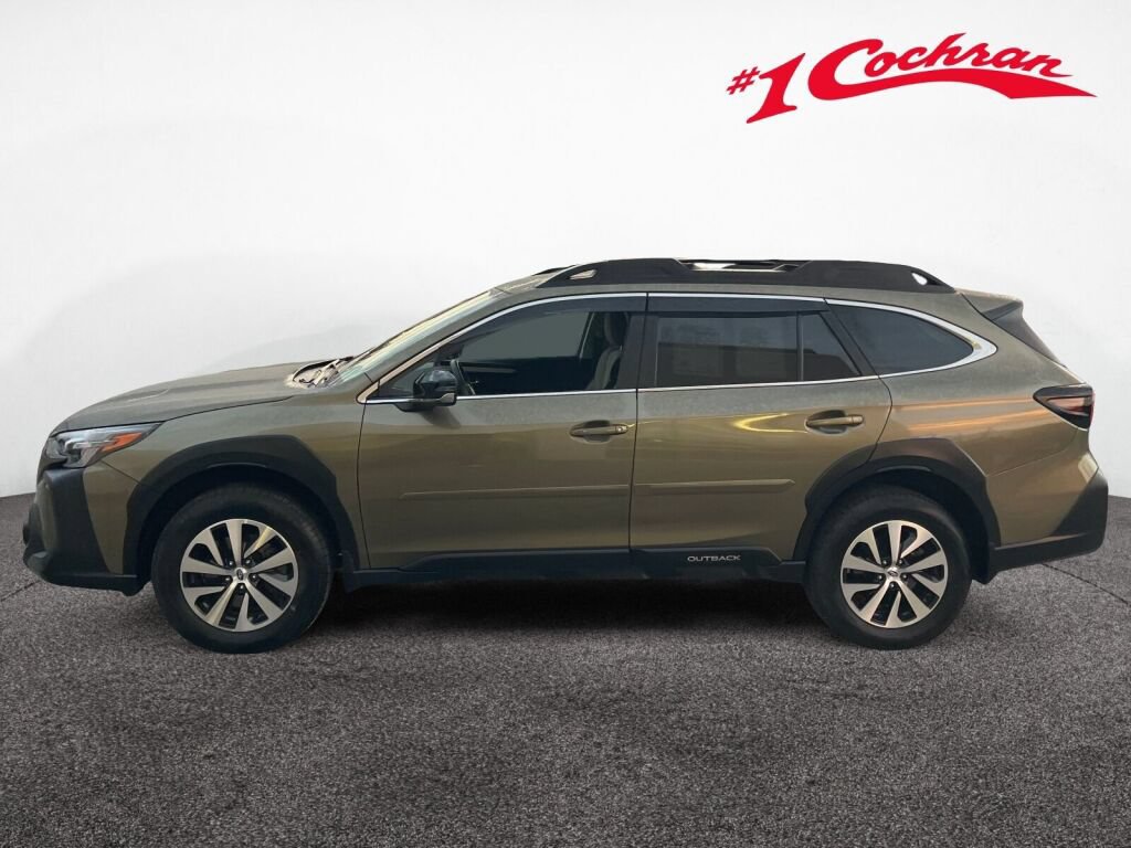 Used 2025 Subaru Outback Premium AWD/4WD image 21