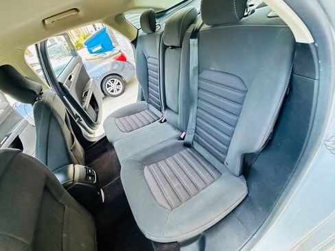 Used 2017 Ford Fusion SE FWD image 19