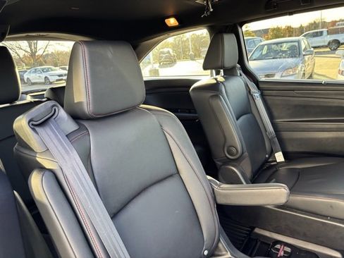 Certified 2025 Honda Odyssey Sport-L image 28