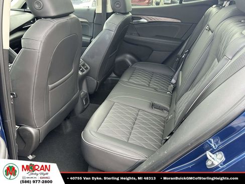 Used 2023 Buick Envision Avenir AWD/4WD image 13
