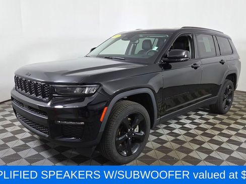Used 2023 Jeep Grand Cherokee L Limited w/ Black Appearance Package AWD/4WD image 3