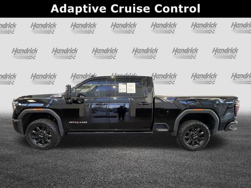 Used 2024 GMC Sierra 2500 AT4 w/ AT4 Premium Plus Package AWD/4WD image 8