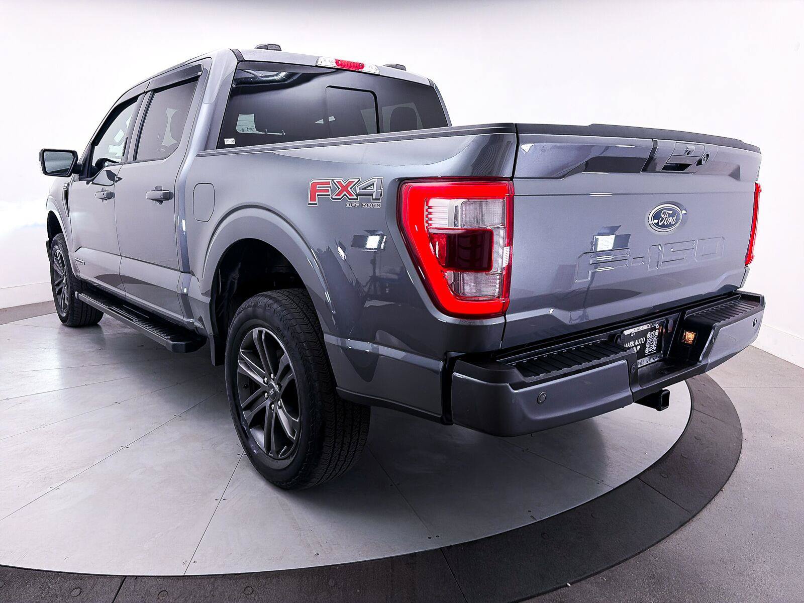 Used 2022 Ford F150 Lariat w/ Equipment Group 502A High AWD/4WD image 15
