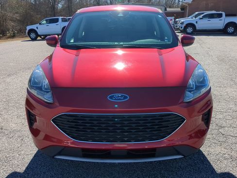 Certified 2020 Ford Escape SE image 7