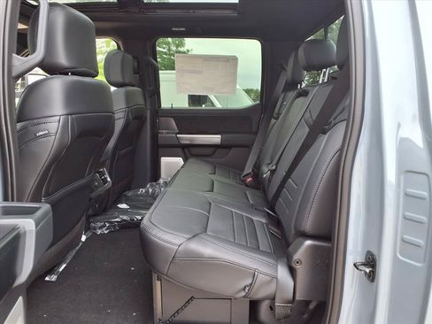 New 2026 Ford F250 Platinum AWD/4WD image 29