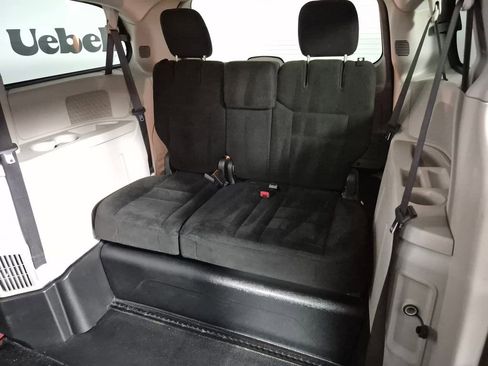 Used 2015 Dodge Grand Caravan SE w/ Quick Order Package 29E SE FWD image 23