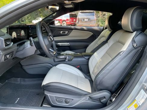 Used 2024 Ford Mustang GT Premium w/ GT Performance Package RWD image 30
