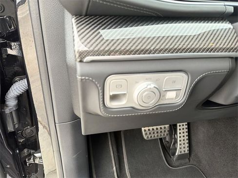Used 2024 Mercedes-Benz GLS 63 AMG 4MATIC image 11