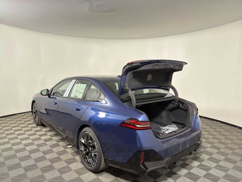 New 2026 BMW 530i xDrive w/ M Sport Package image 20