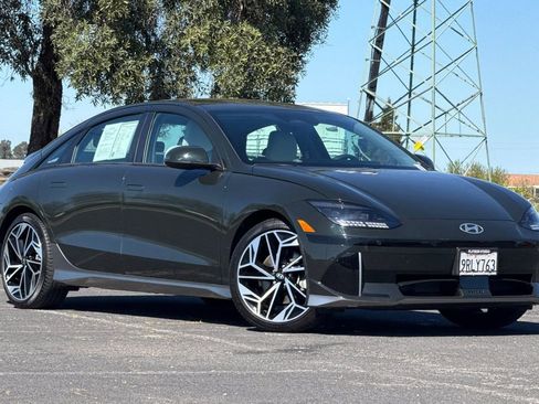 Used 2023 Hyundai Ioniq 6 Limited RWD image 2
